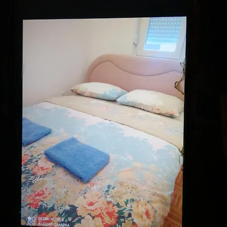 Smestaj S * Bijeljina