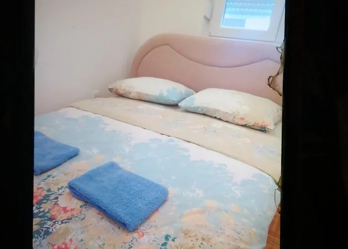 Smestaj S * Bijeljina